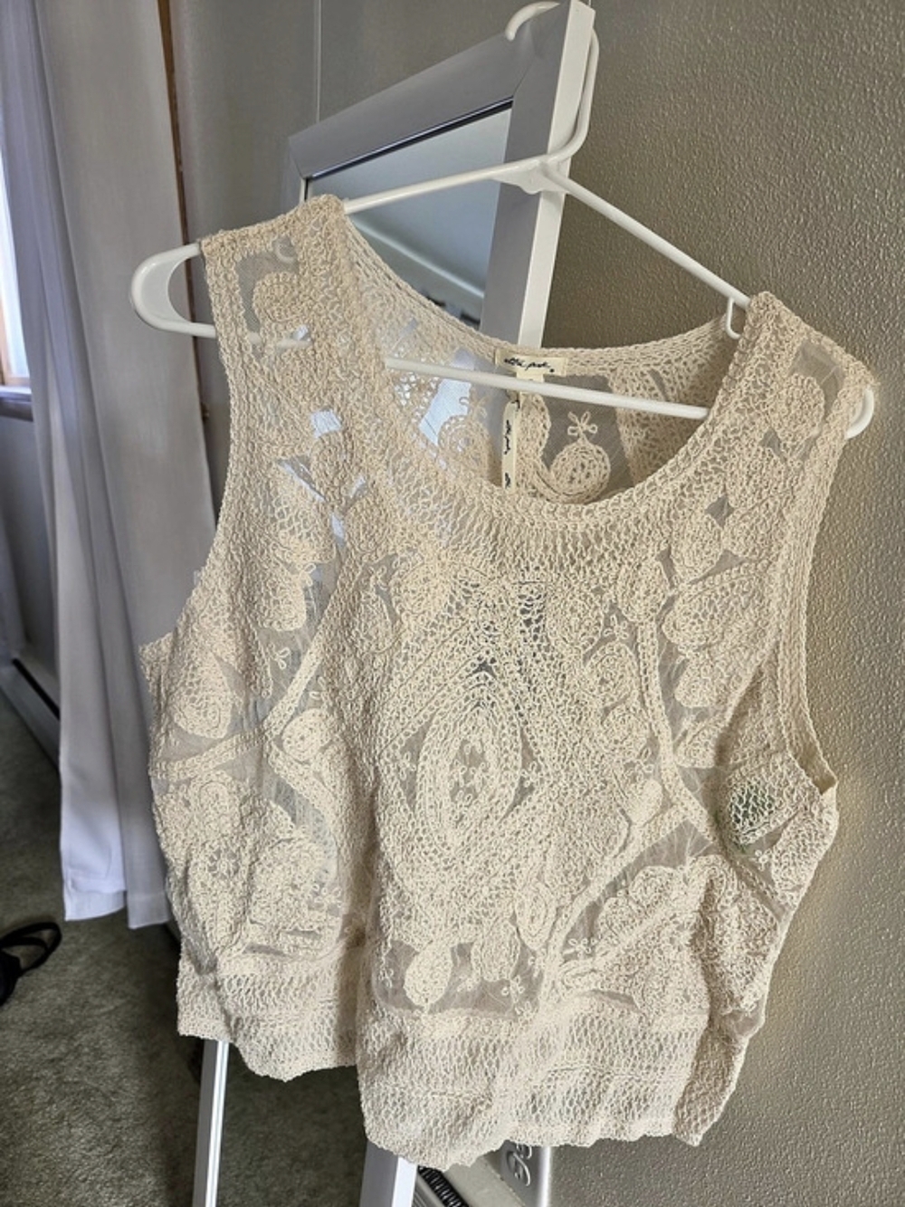 White Stag Floral Lace Tank Top in Cream Like New